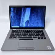 Laptop DELL Latitude 5410 z ekranem 13,3 cala, procesorem i5-10310U, 16 GB RAM i 256 GB pamięci, idealny do pracy. Laptop DELL Latitude 5410 z ekranem 13,3 cala, procesorem i5-10310U, 16 GB RAM i 256 GB pamięci, idealny do pracy.